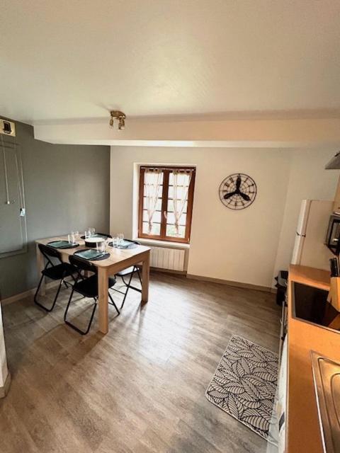 Ferienwohnung Le Rustique - Le Charme Alsacien Du Vignoble Turckheim Exterior foto